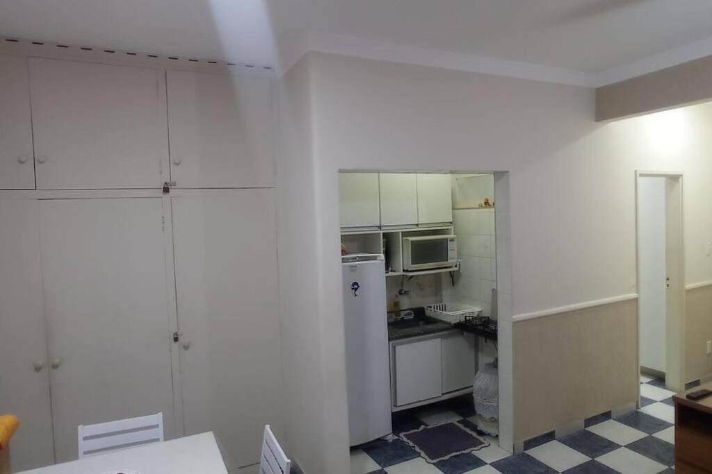 Kitnet Flat No *